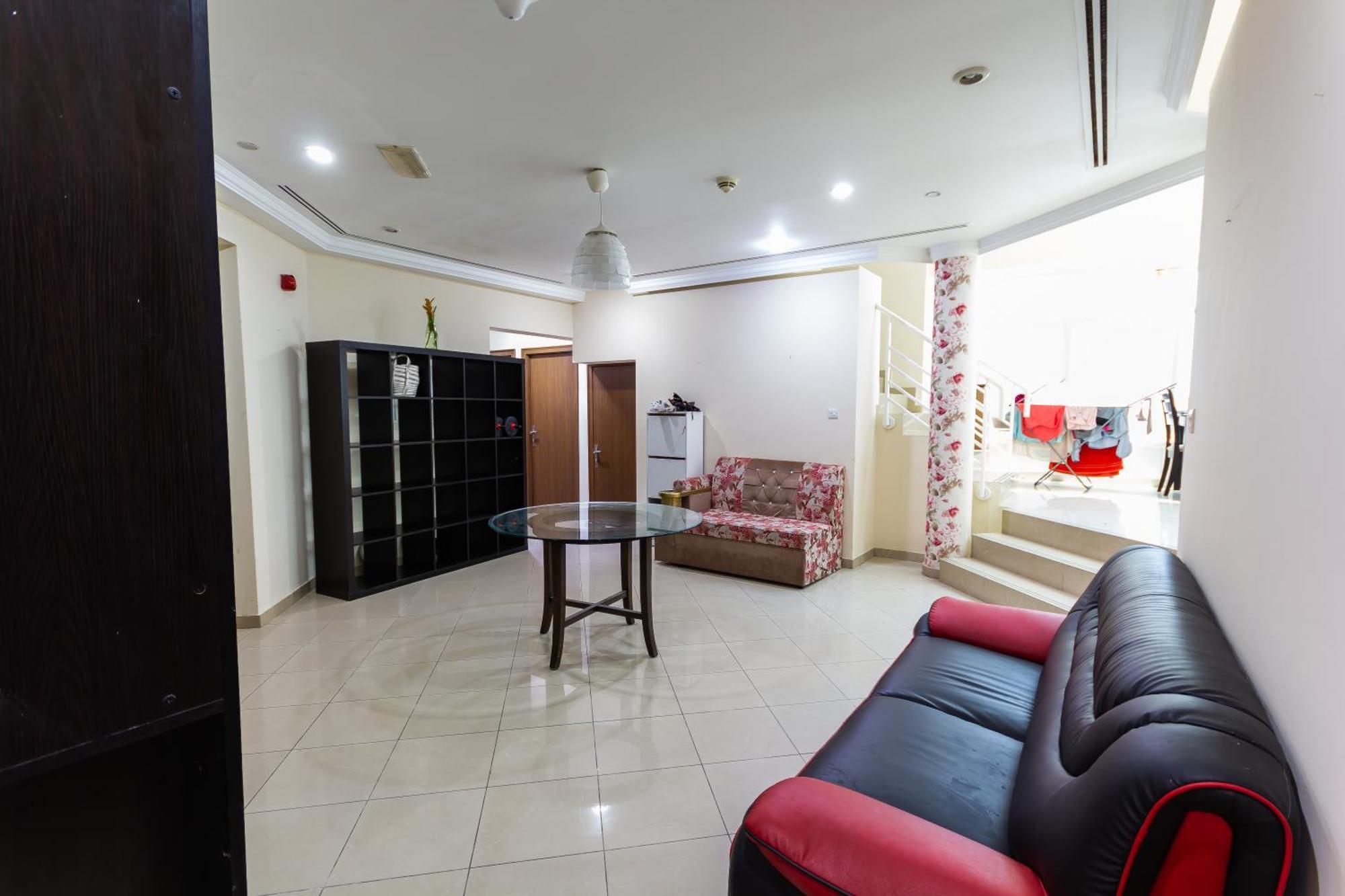 Budget Rooms With Private Bathroom For 'Girls' Only In Dubai, Marina Exterior foto