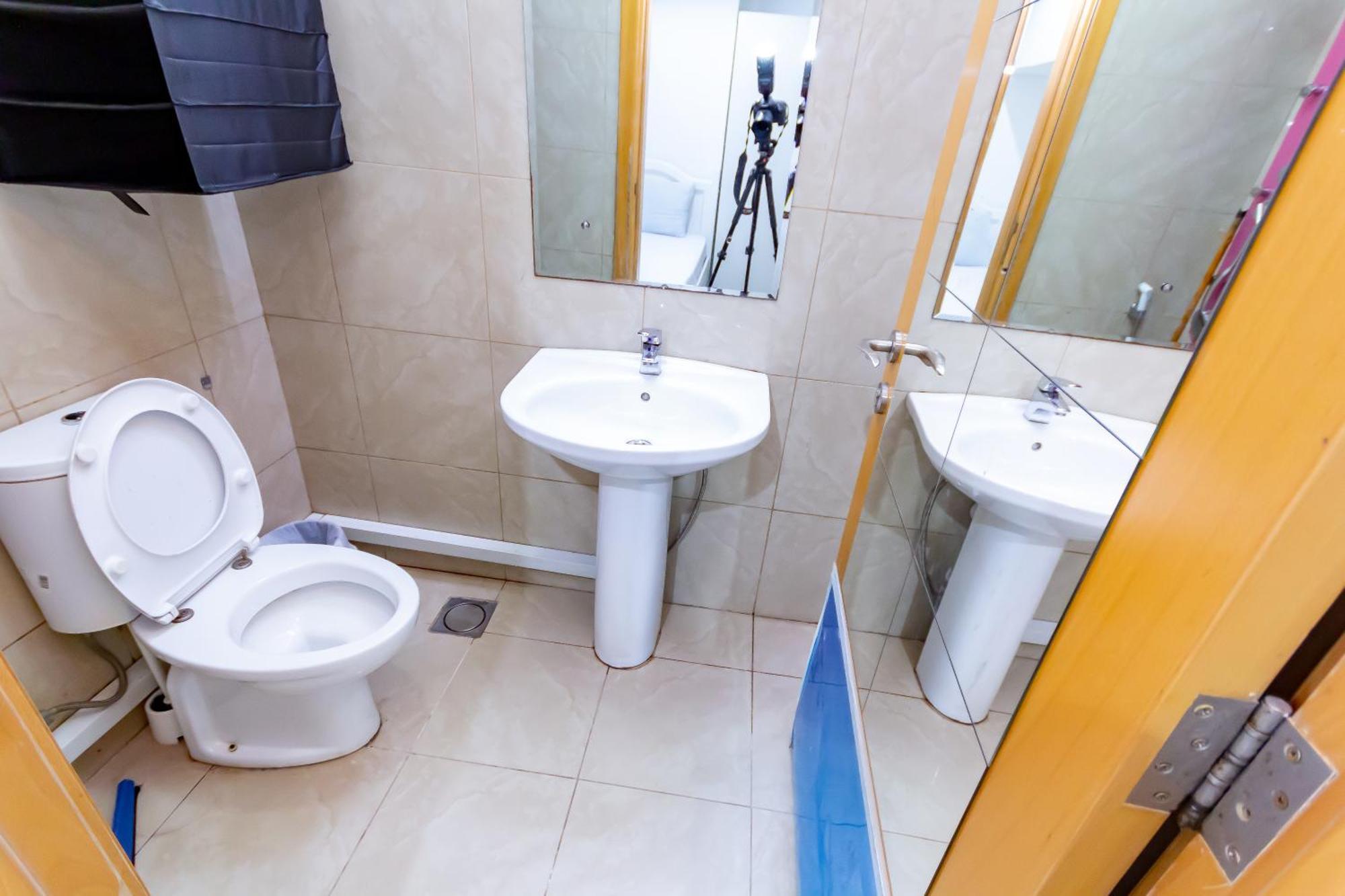 Budget Rooms With Private Bathroom For 'Girls' Only In Dubai, Marina Exterior foto