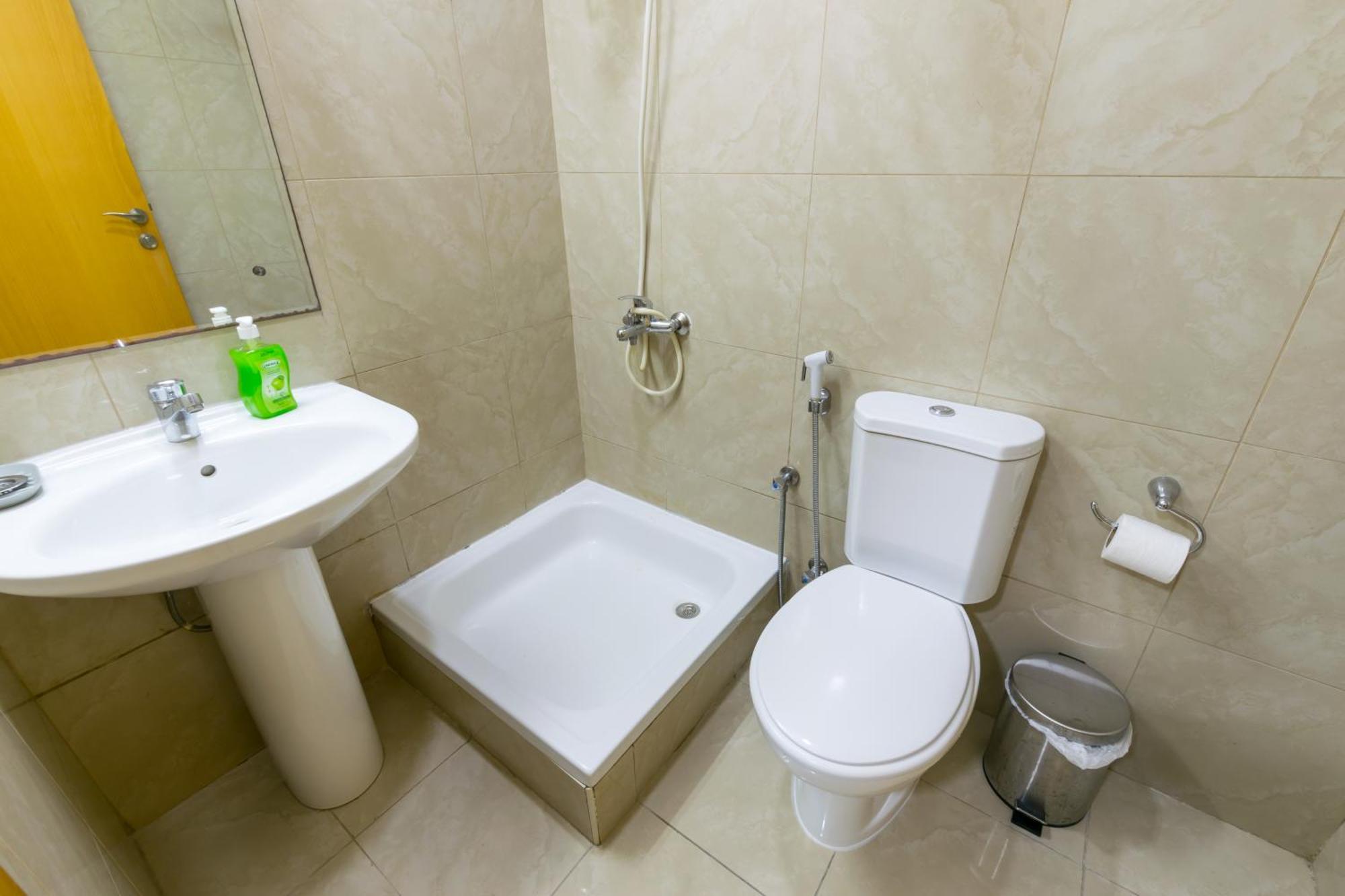 Budget Rooms With Private Bathroom For 'Girls' Only In Dubai, Marina Exterior foto